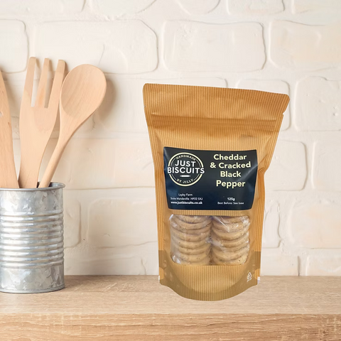 Savoury Biscuits - Cracked Black Pepper